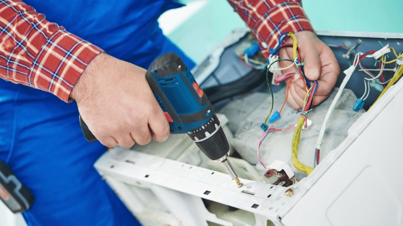 Sapanca Toshiba Toshiba çamaşır makinesi kart tamiri – Su almama arızası orijinal parça ile giderildi. - Teknik servis örneği